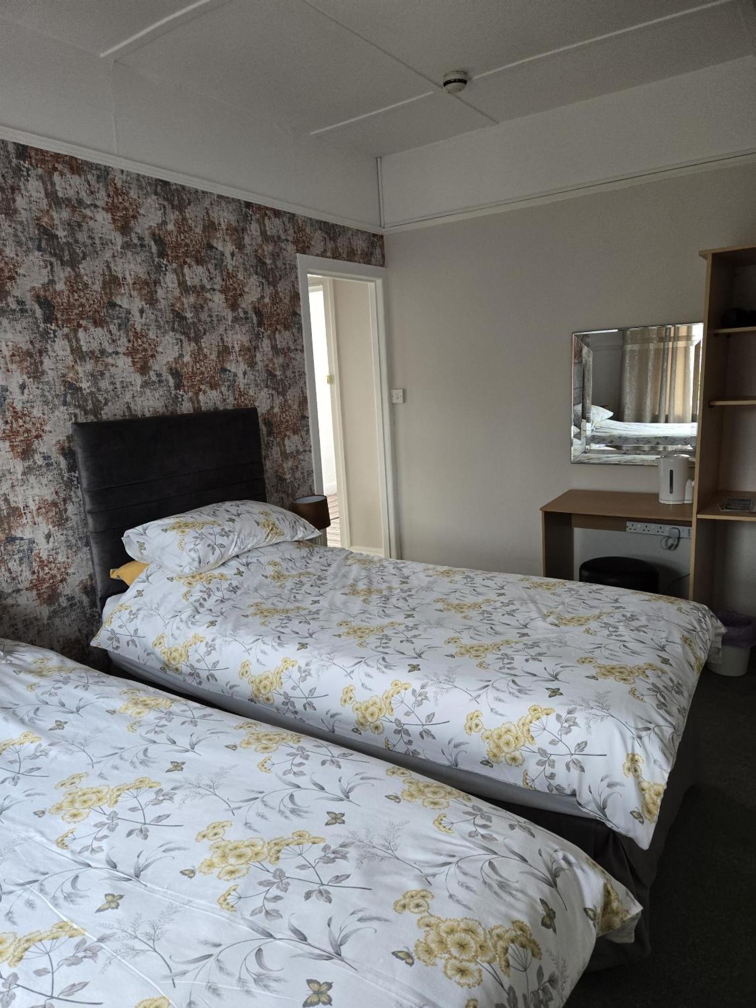 The Rosefield Hotel Уеймут Стая снимка