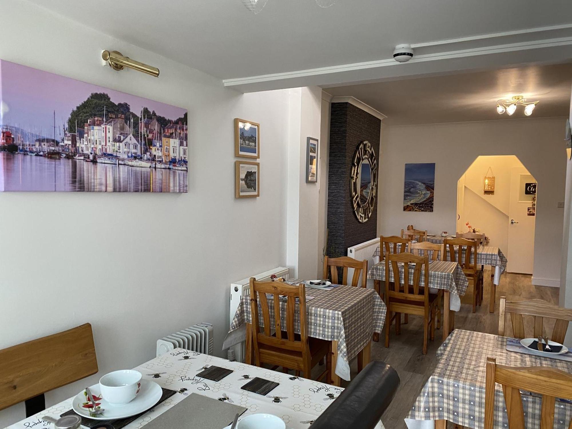 The Rosefield Hotel Уеймут Екстериор снимка